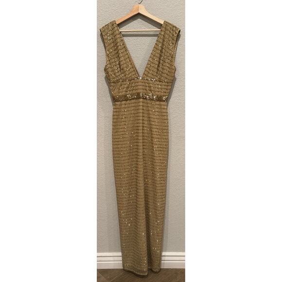 NWT Mac Duggal Gold Beaded Cap Sleeve V Neck 5625 Column Gown - Picture 13 of 13